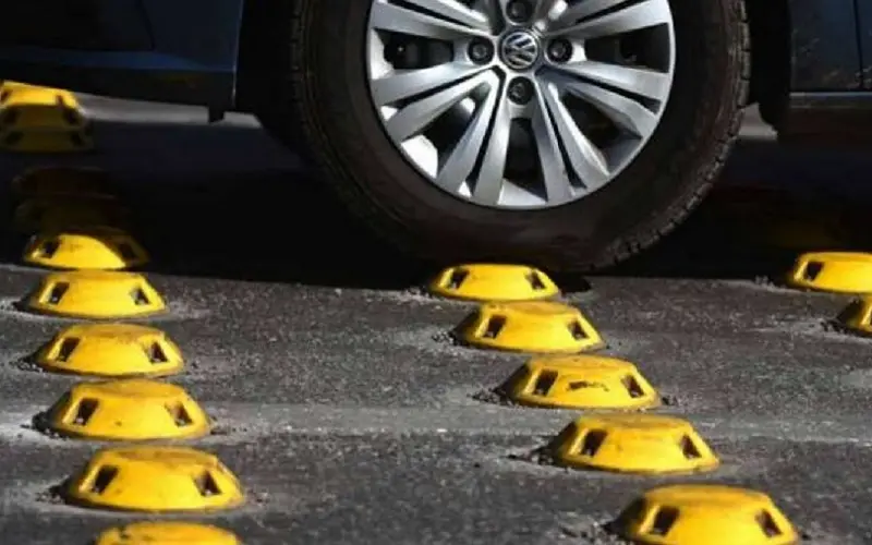 Topes de Velocidad: Su Importancia en la Seguridad Vial